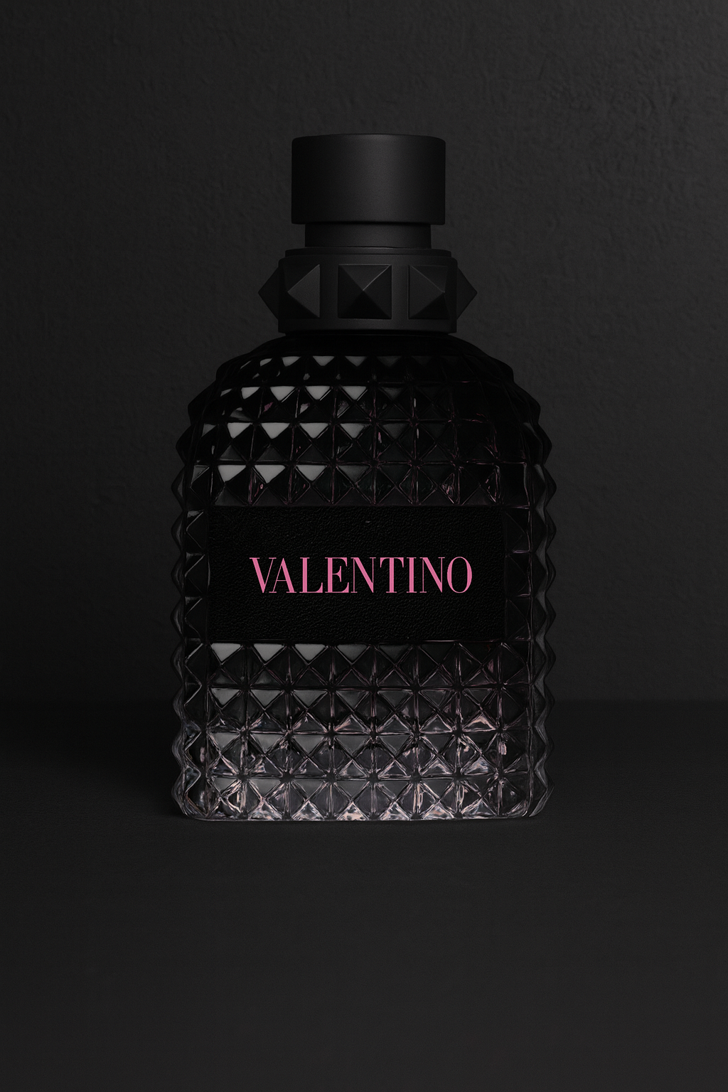 Valentino Uomo Born in Roma